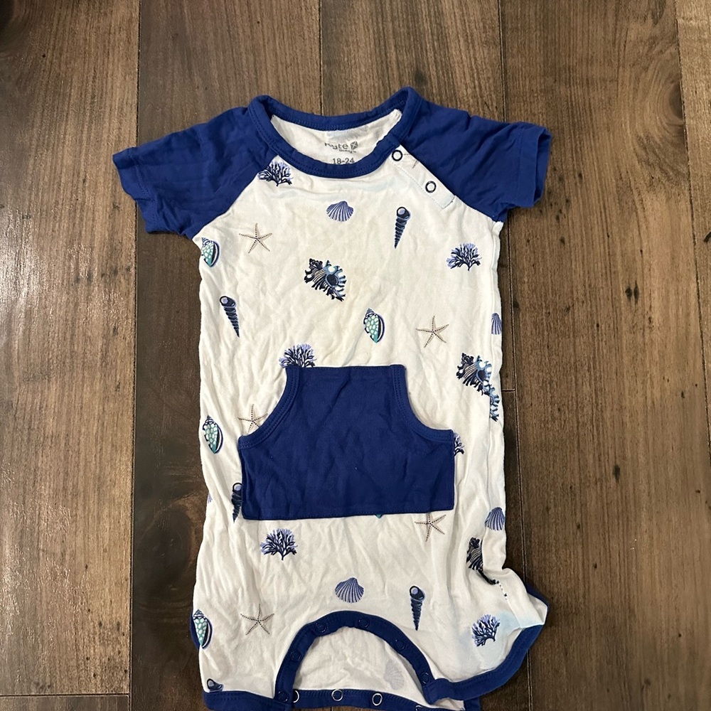 KYTE BABY Blue and White Baby Romper with Sea Print